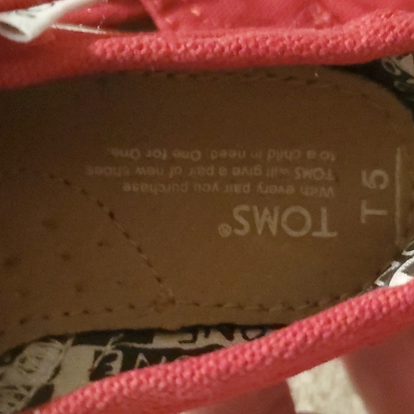 (3 For $20) Toms for kids - Picture 5 of 8